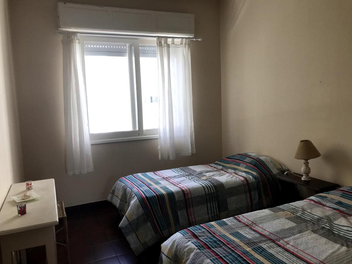 瓜鲁雅Pitangueiras, Frente Ao Mar Com Servico De Praia公寓 外观 照片